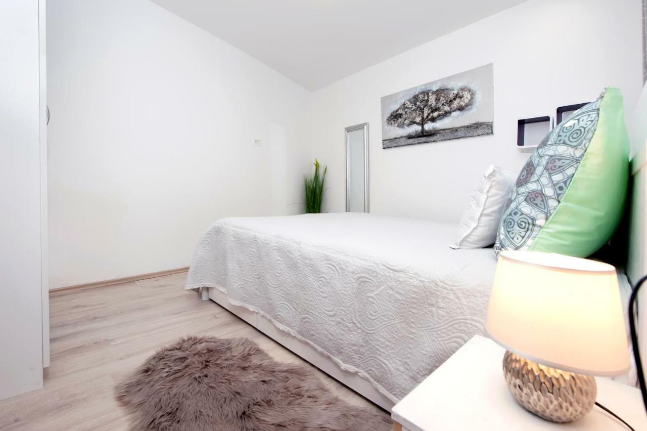Studio Apartment Magic Rovinj Exterior photo